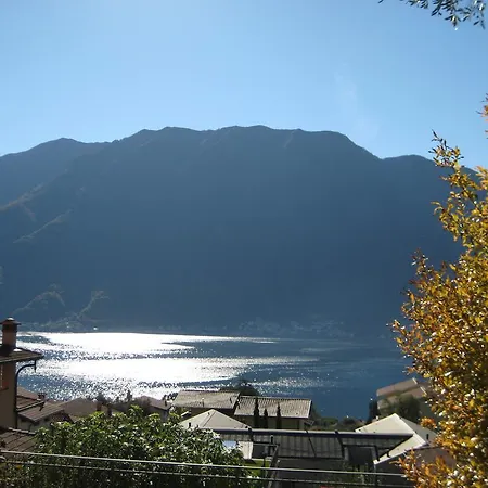 別荘 Lago E Ulivi オッスッチョ